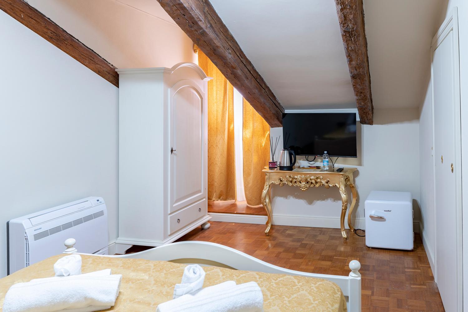 Palazzo Titti Rialto Suites Venice Exterior photo