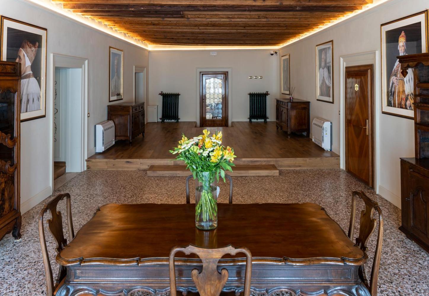 Palazzo Titti Rialto Suites Venice Exterior photo
