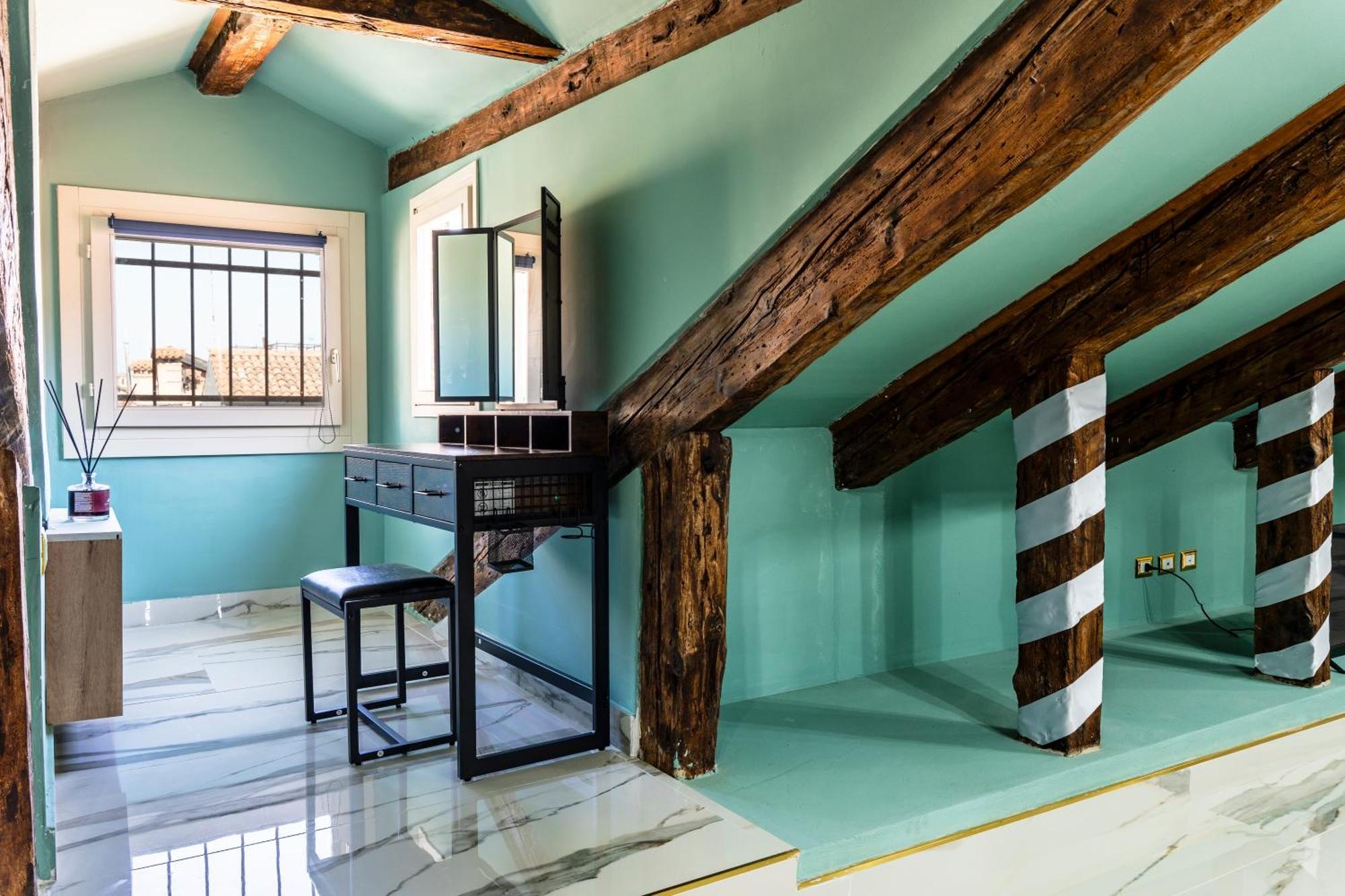 Palazzo Titti Rialto Suites Venice Exterior photo